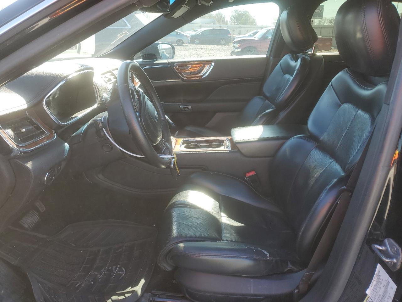 2020 Lincoln Continental - Image 7