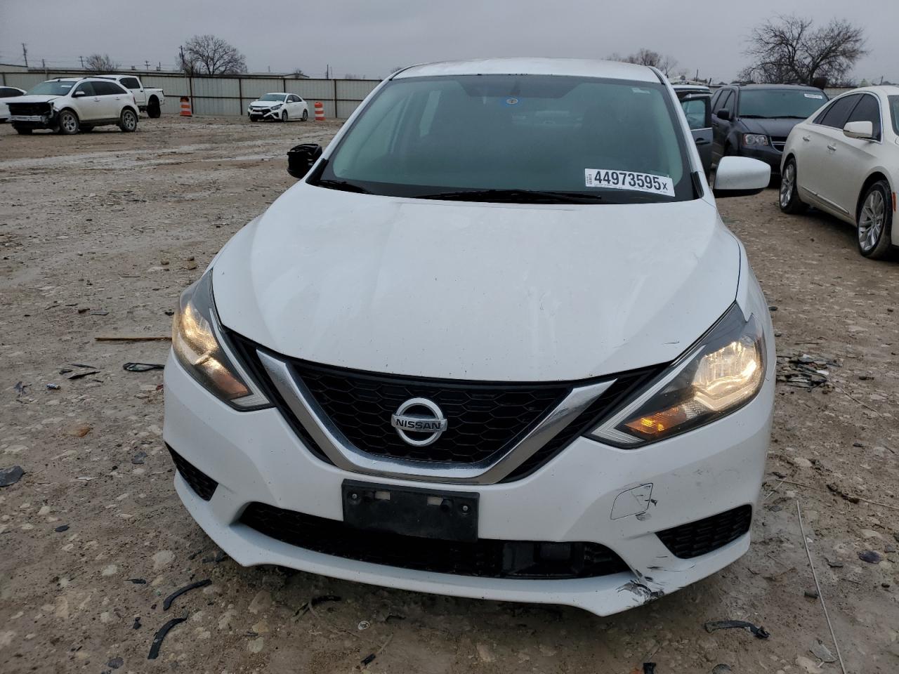 2018 Nissan Sentra - Image 5