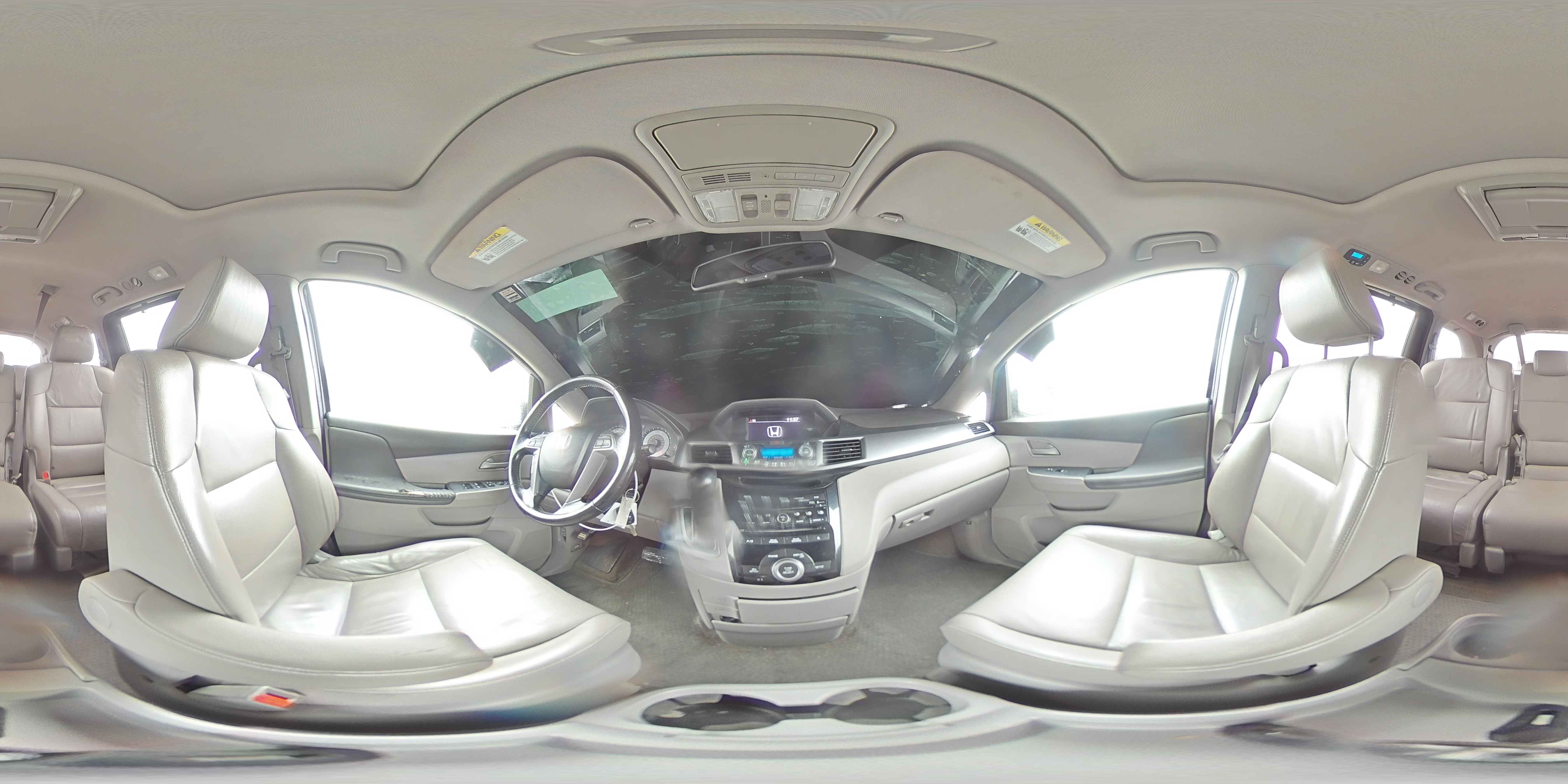2013 Honda Odyssey - Image 15