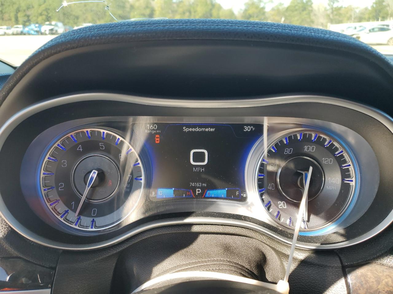 2015 Chrysler 300 - Image 9