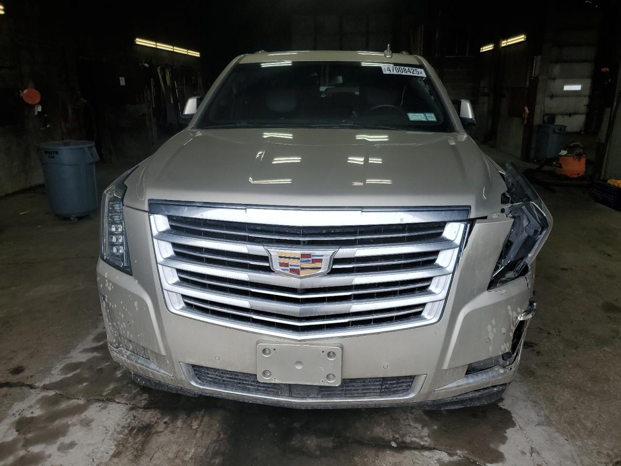 2017 Cadillac Escalade - Image 5