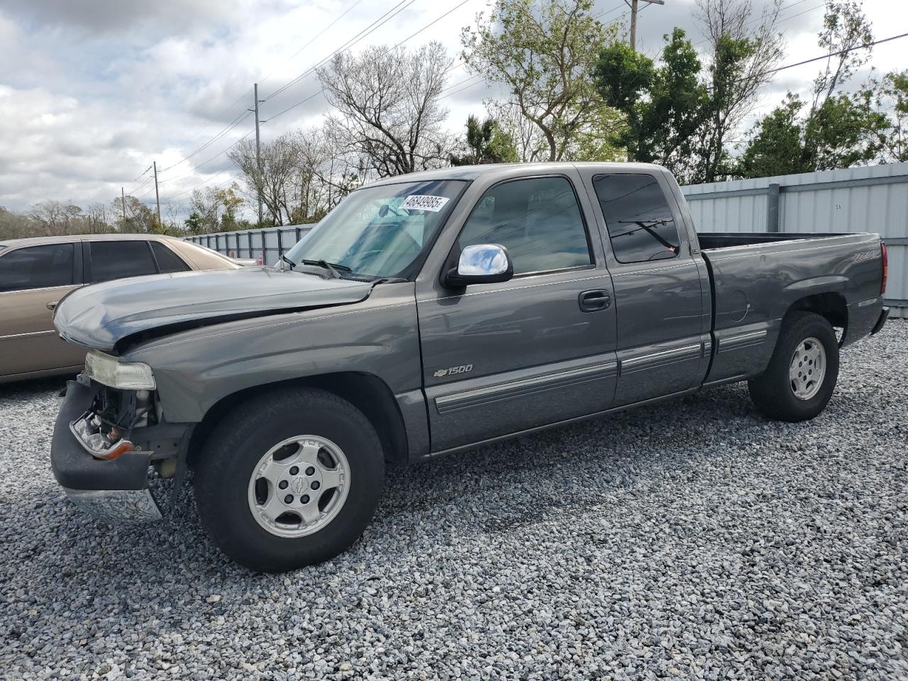 2001 Chevrolet Silverado - Image 1