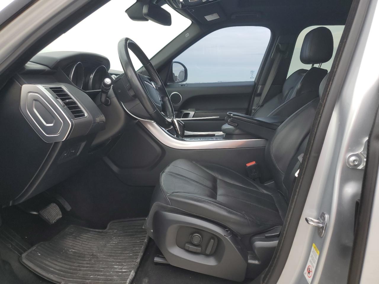 2016 Land Rover Range Rover - Image 7