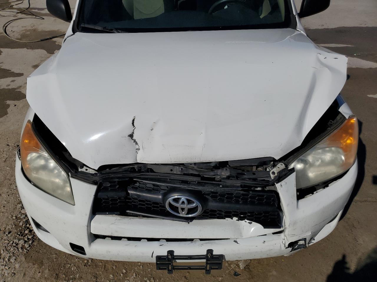 2012 Toyota RAV 4 - Image 12