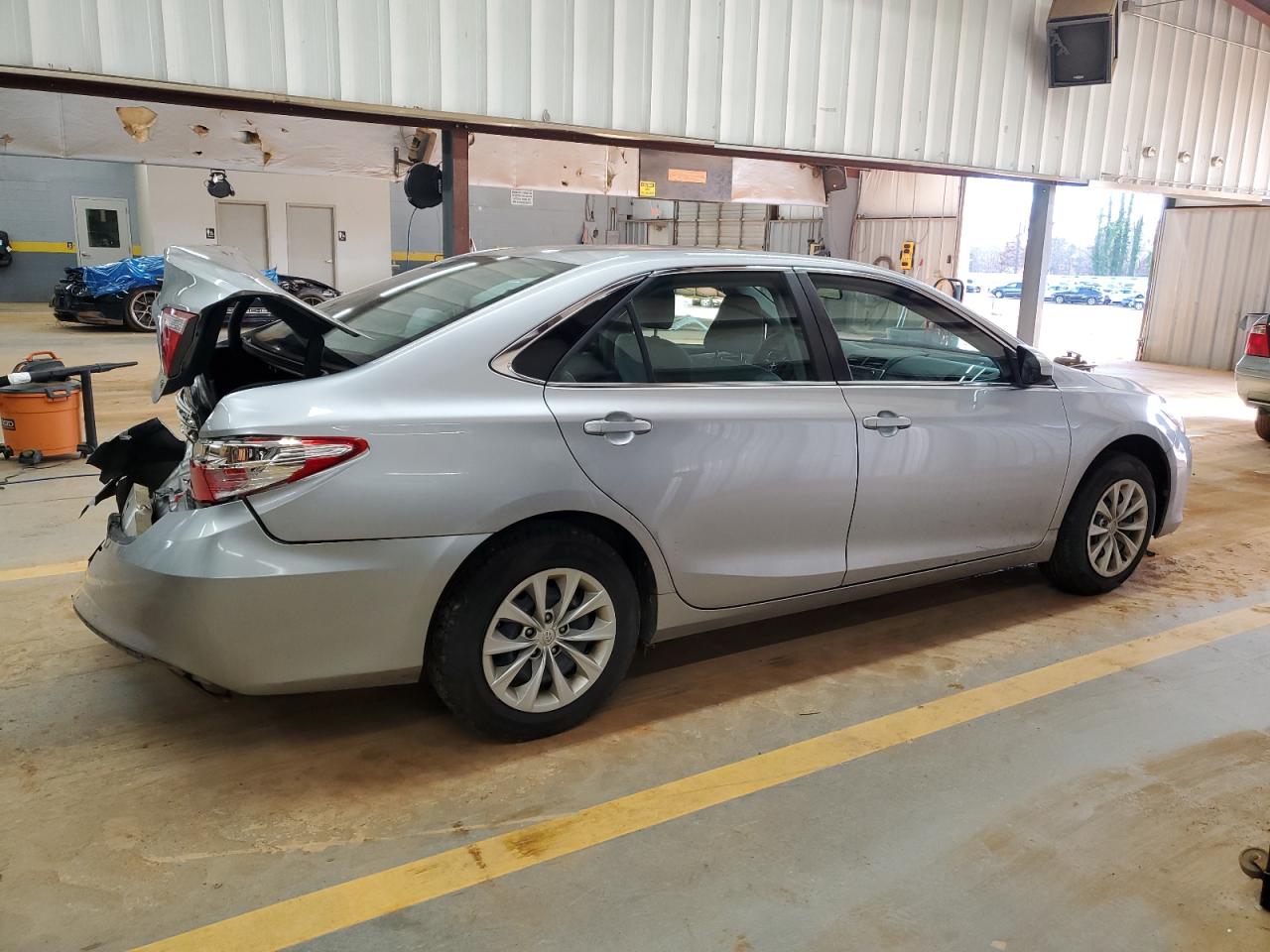 2017 Toyota Camry - Image 3