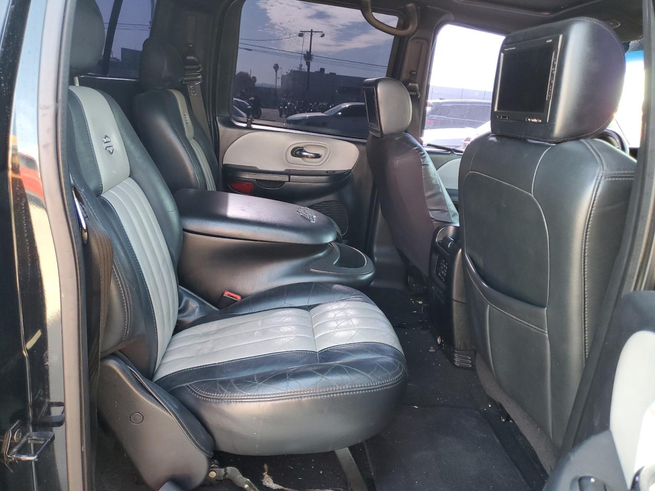 2003 Ford F-150 - Image 10