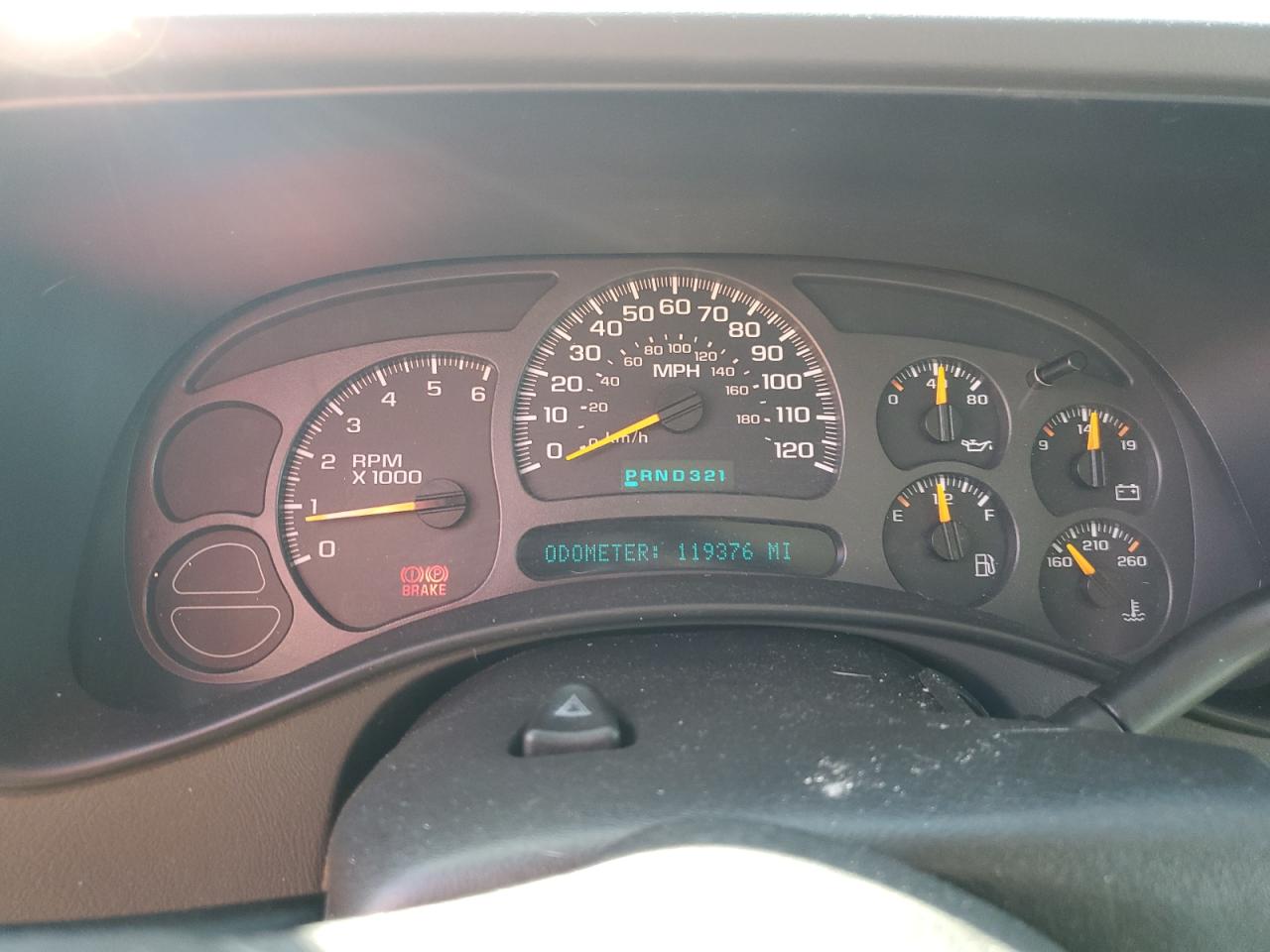 2004 Chevrolet Tahoe - Image 9