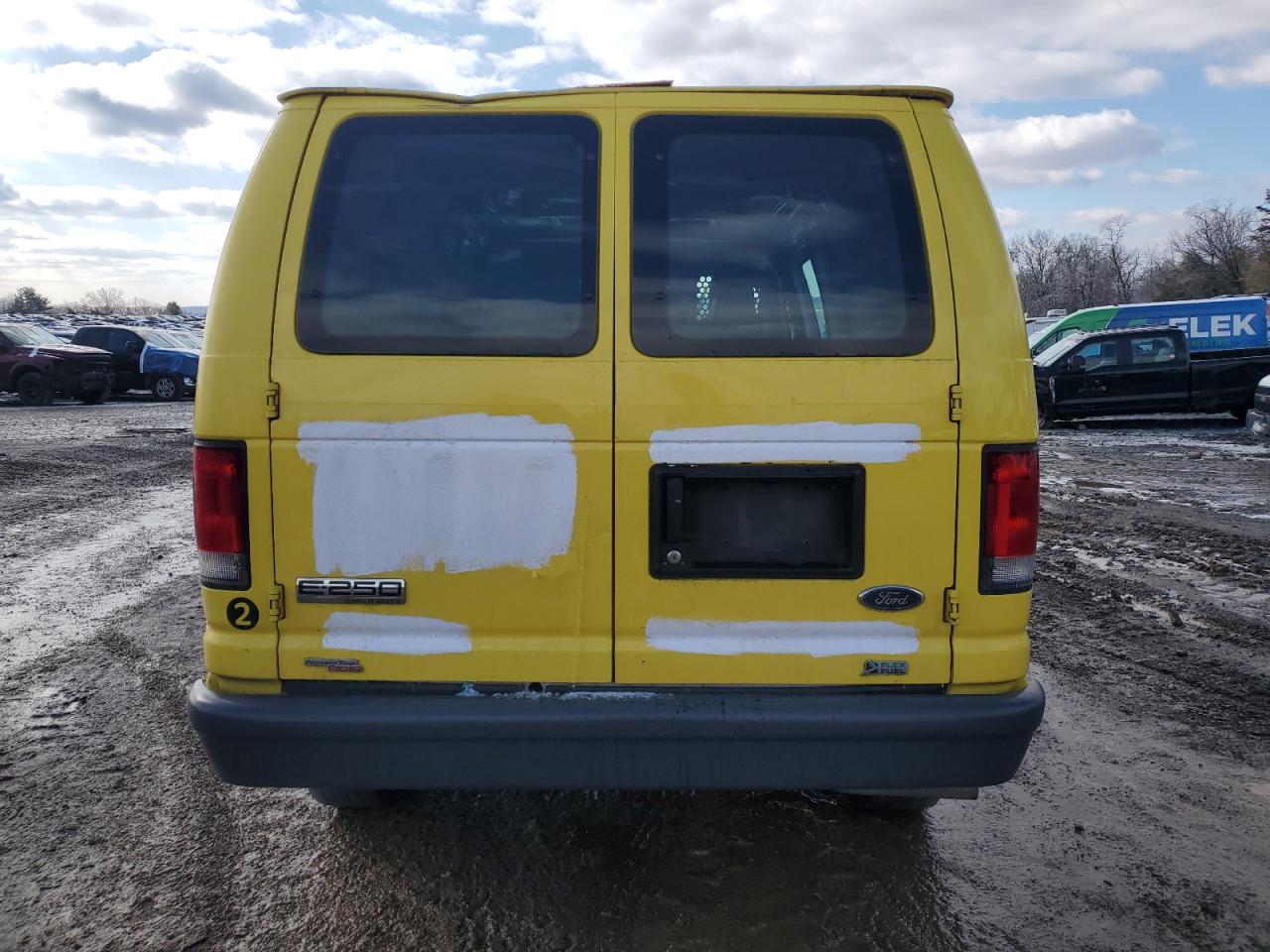 2014 Ford Econoline - Image 6