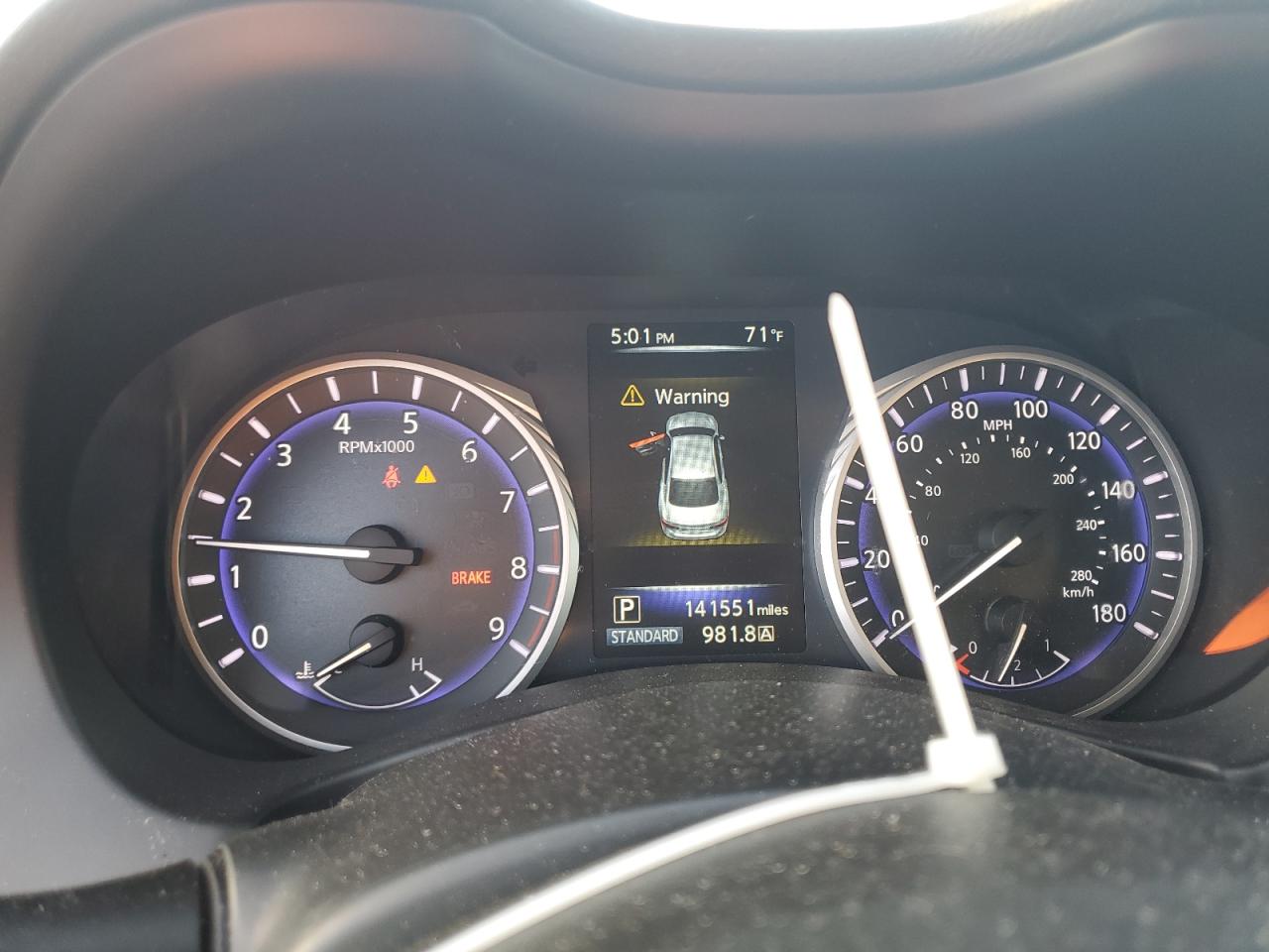 2015 Infiniti Q50 - Image 9