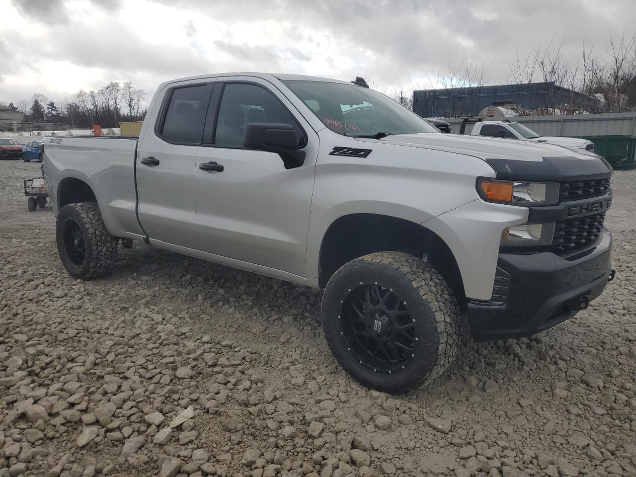 2019 Chevrolet Silverado - Image 4