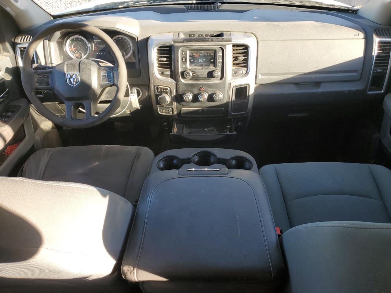 2016 RAM 1500 - Image 8