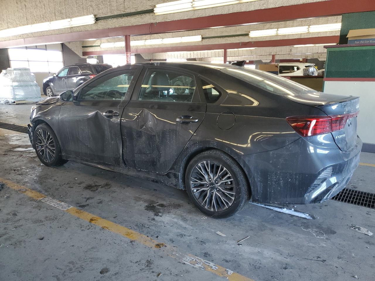 2023 Kia Forte - Image 2