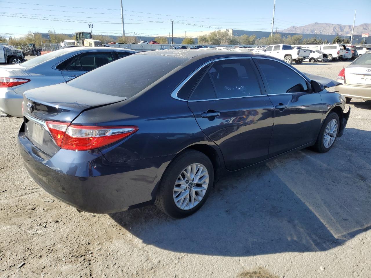 2016 Toyota Camry - Image 3