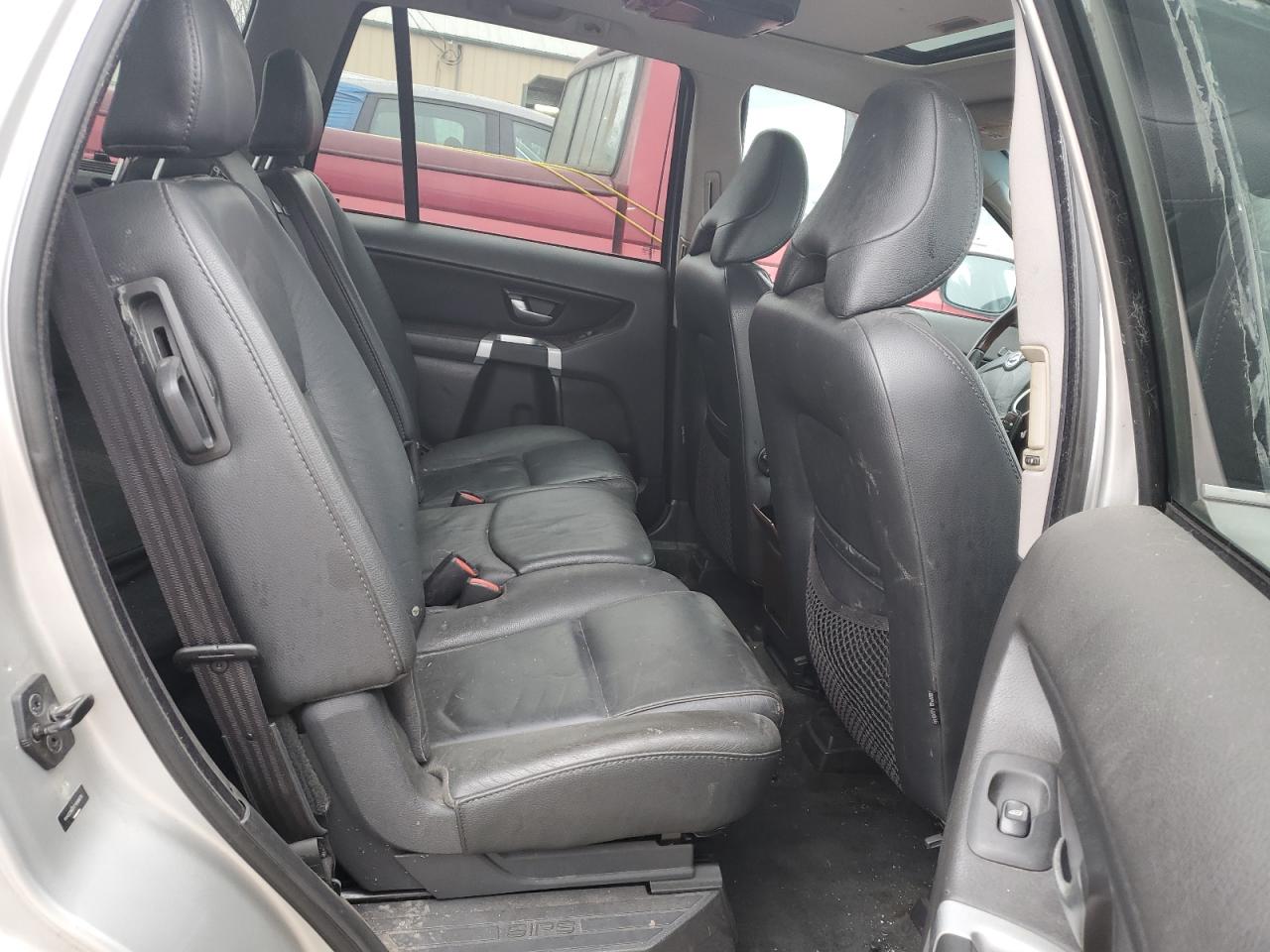 2007 Volvo XC90 - Image 10