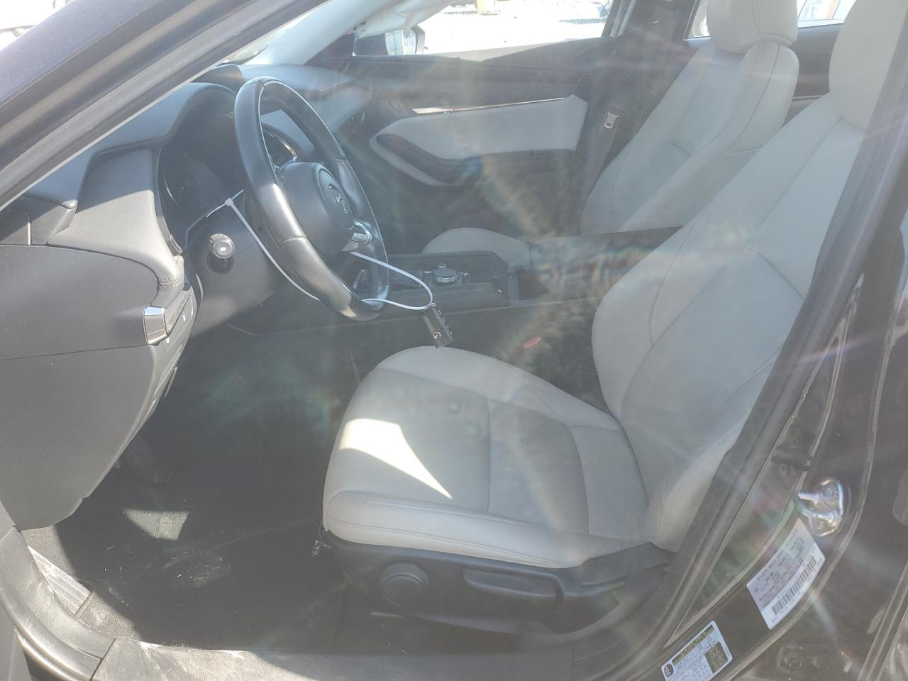 2019 Mazda 3 - Image 7