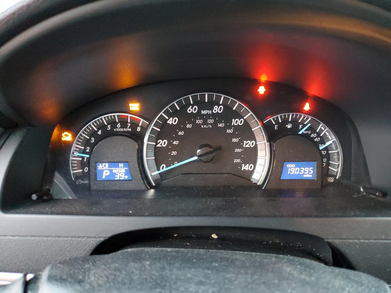 2013 Toyota Camry - Image 9