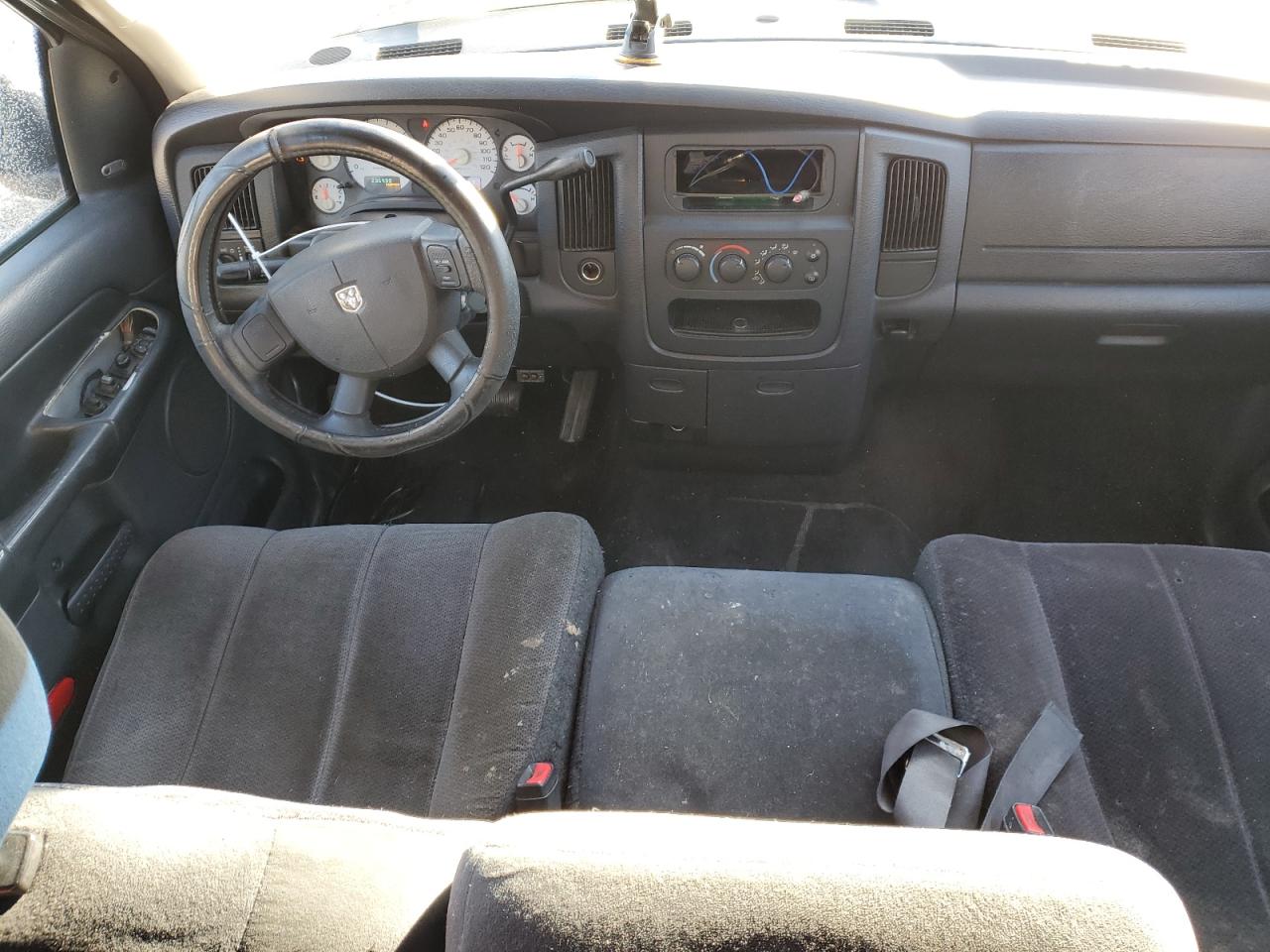 2004 Dodge RAM - Image 8