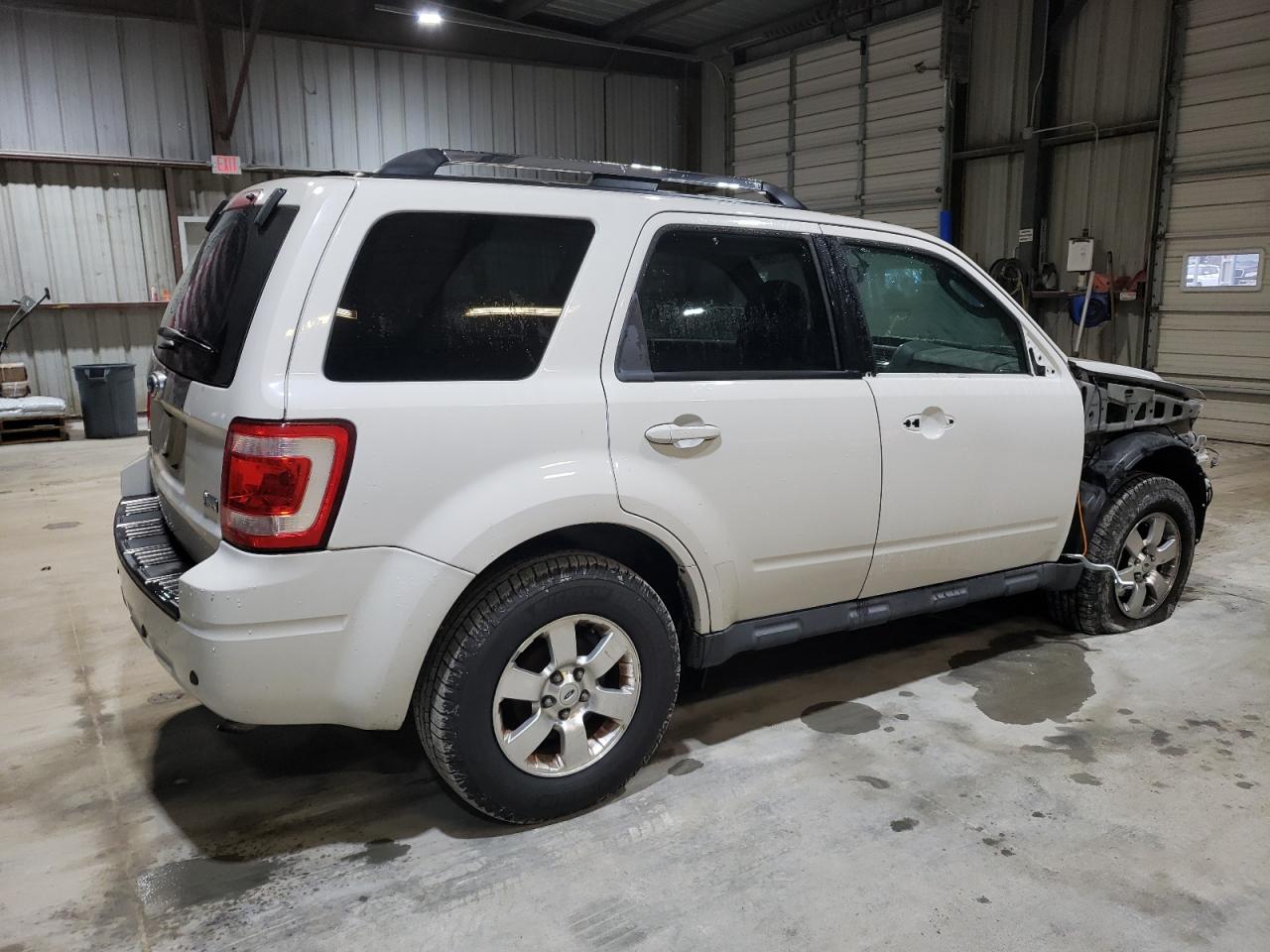 2011 Ford Escape - Image 3