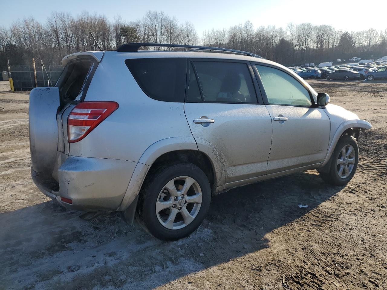 2011 Toyota RAV 4 - Image 3