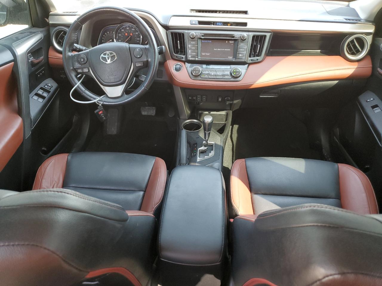 2014 Toyota RAV 4 - Image 8