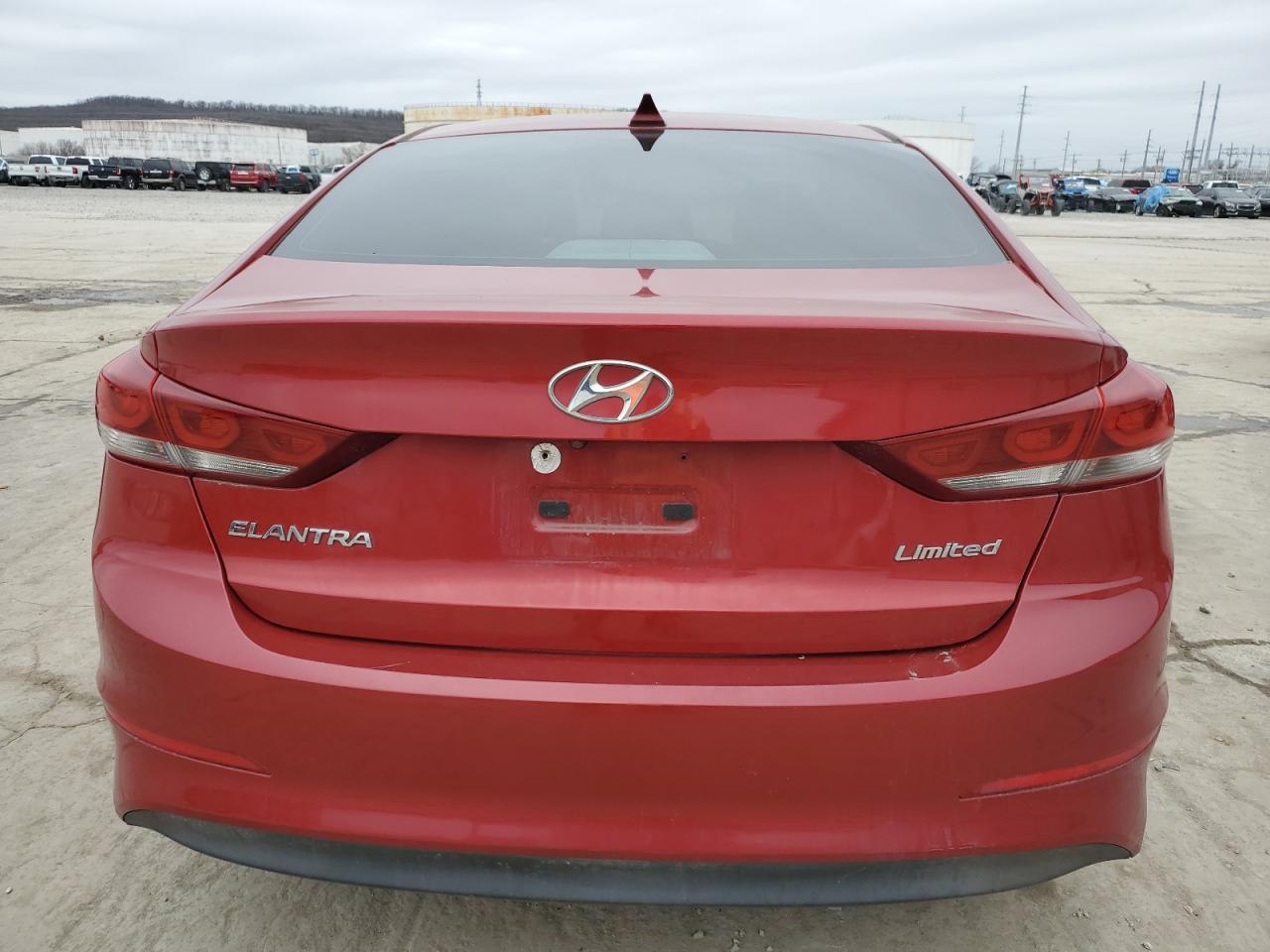 2017 Hyundai Elantra - Image 6
