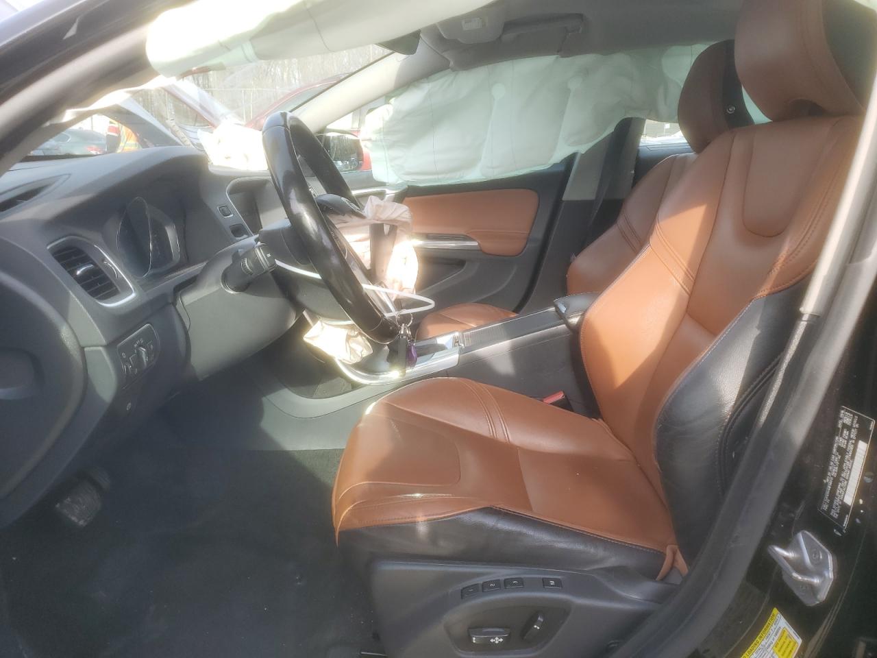 2016 Volvo S60 - Image 7