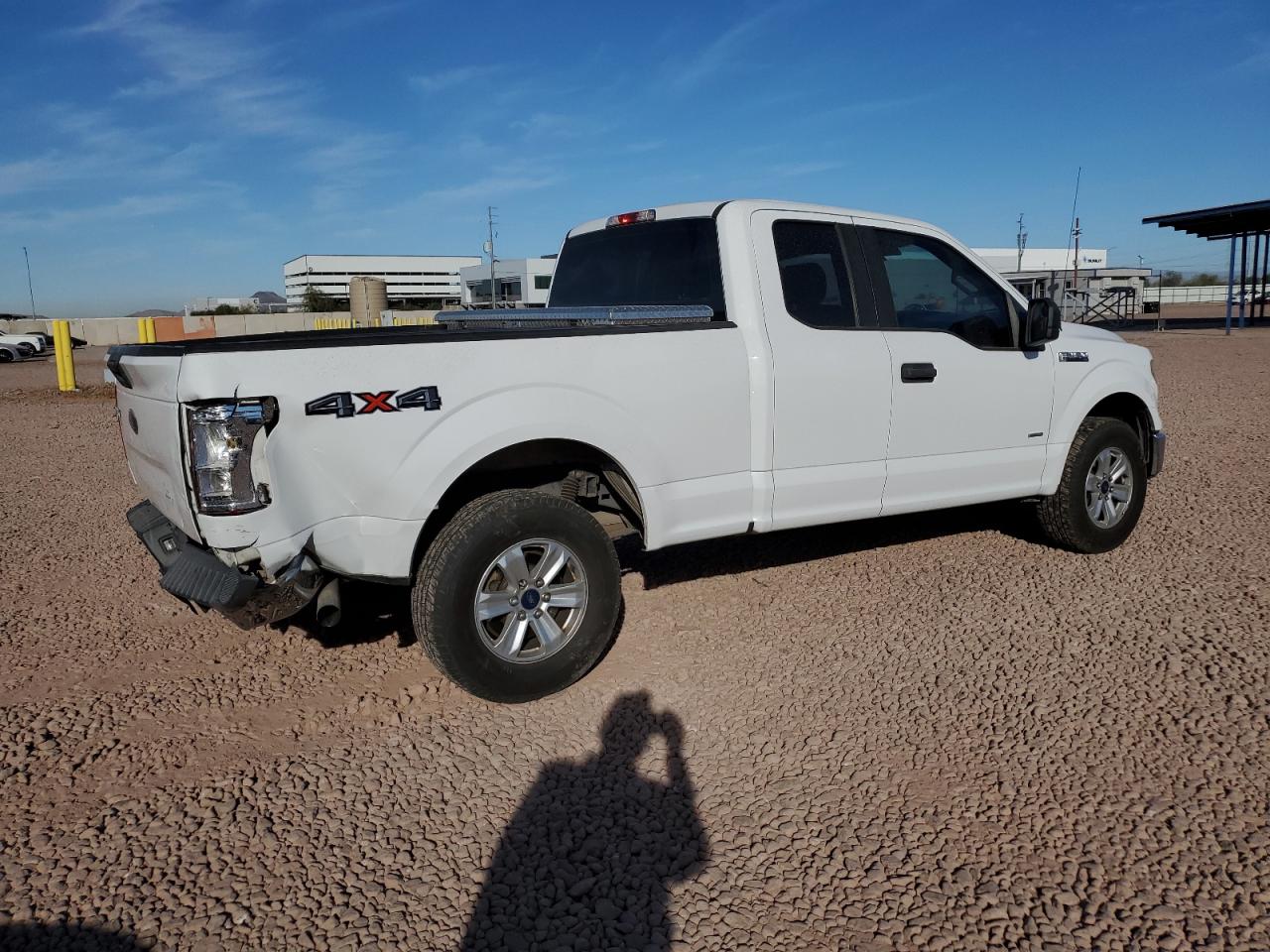 2015 Ford F-150 - Image 3