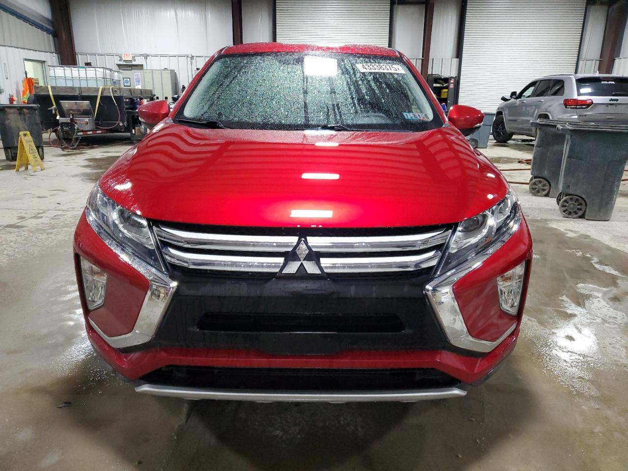 2019 Mitsubishi Eclipse - Image 5