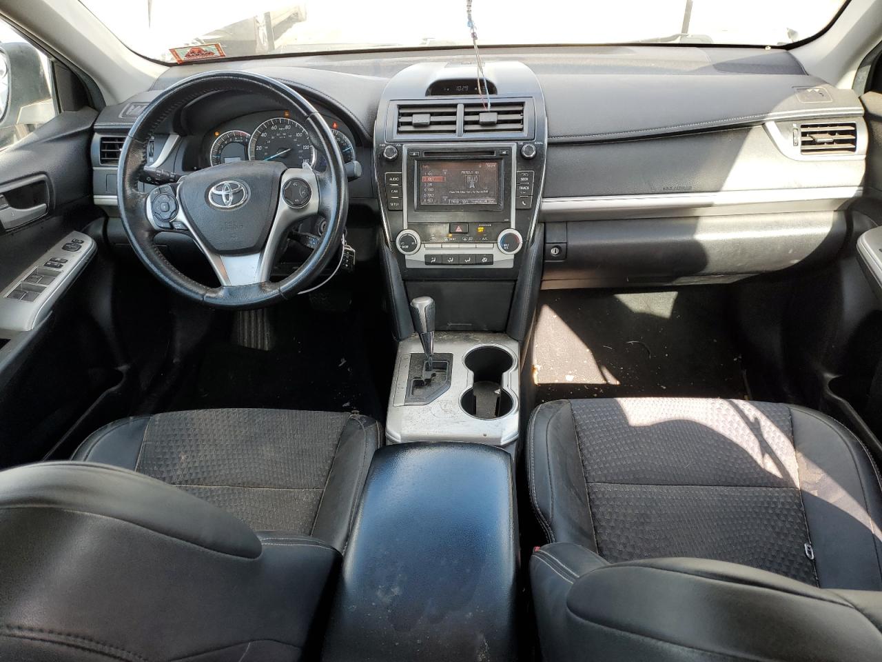 2014 Toyota Camry - Image 8