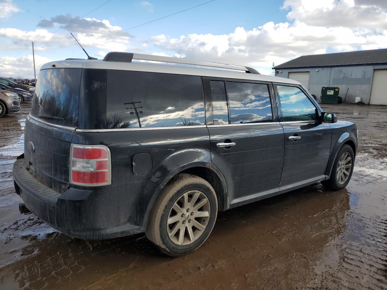 2010 Ford Flex - Image 3