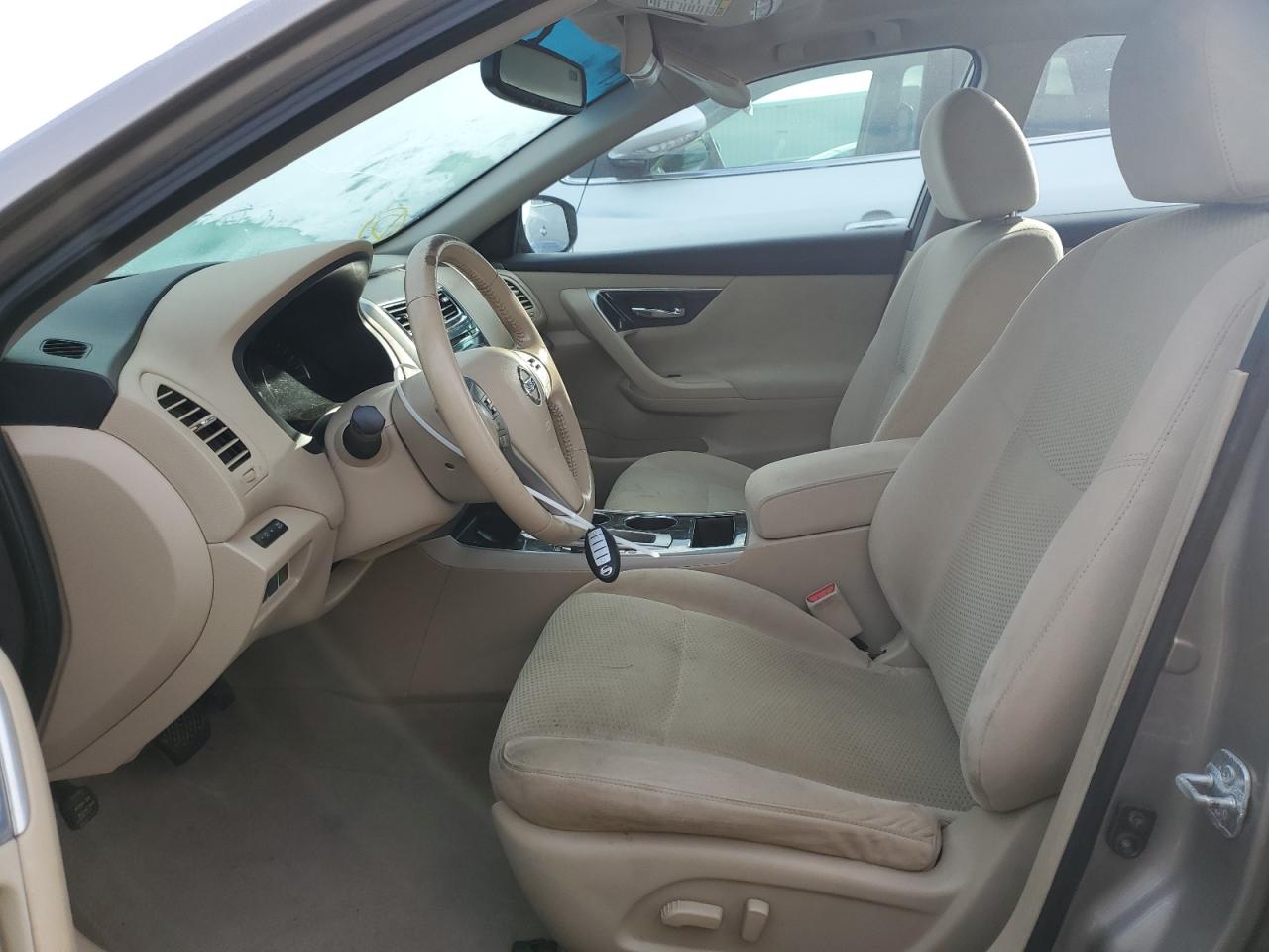 2014 Nissan Altima - Image 7