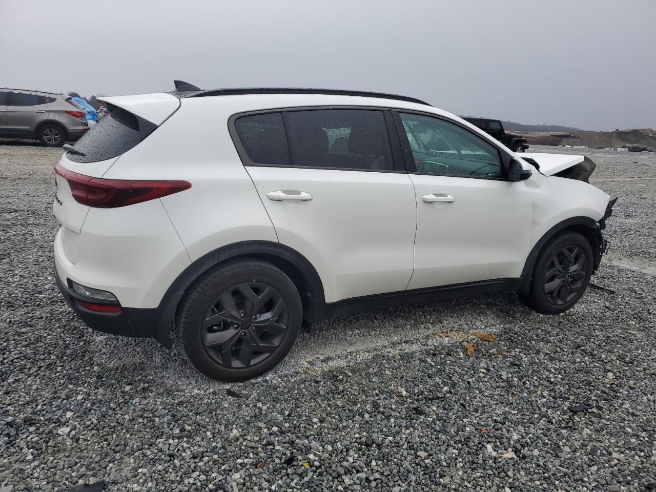 2022 Kia Sportage - Image 3