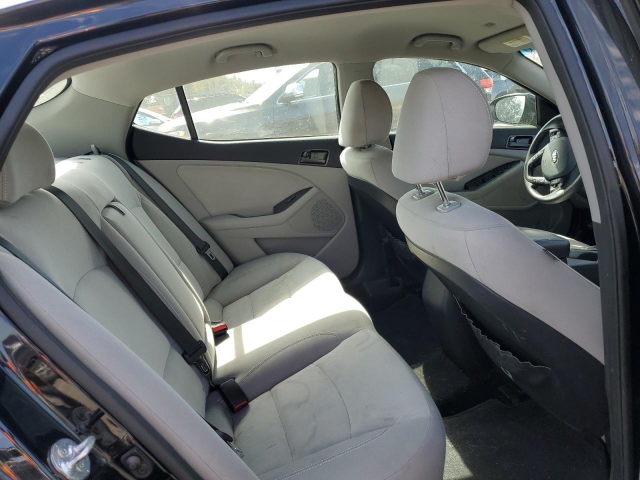 2013 Kia Optima - Image 10