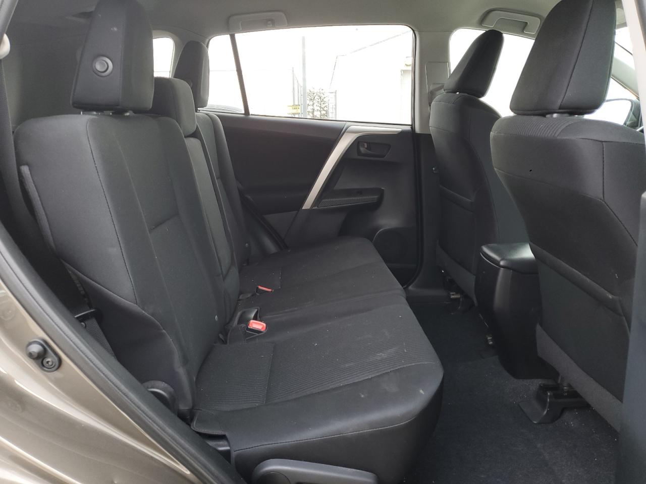 2014 Toyota RAV 4 - Image 12
