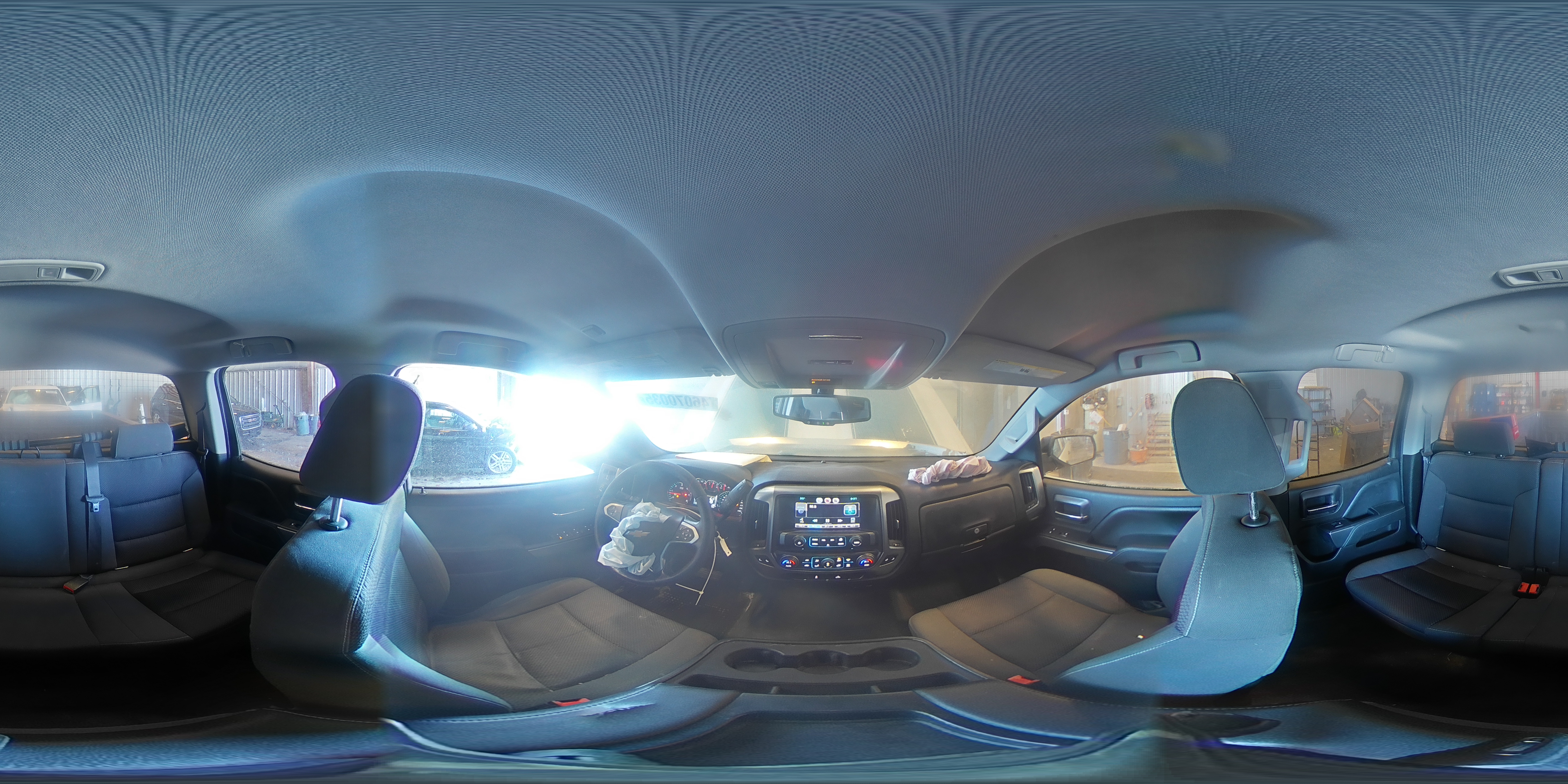 2015 Chevrolet Silverado - Image 11