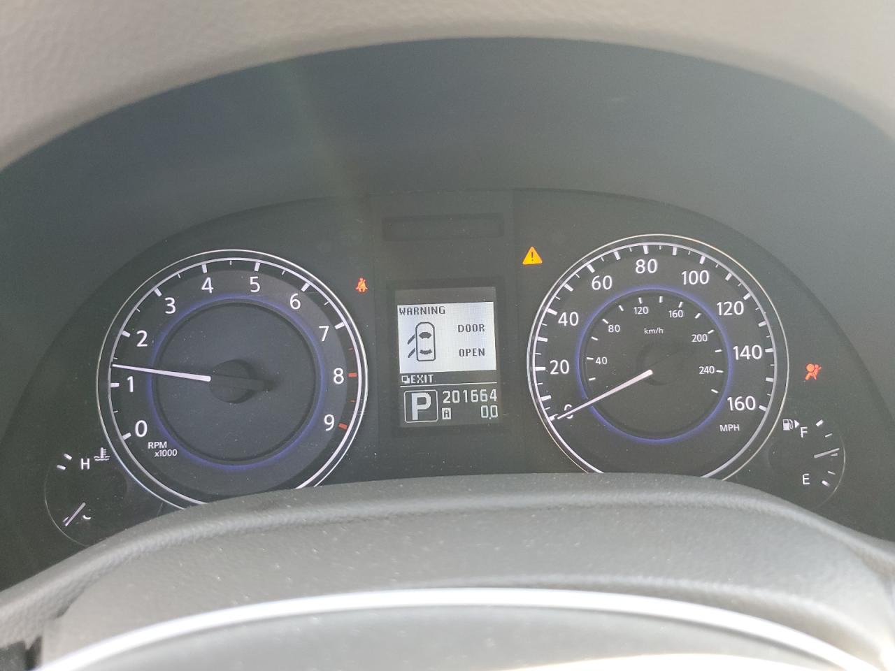 2011 Infiniti G - Image 9