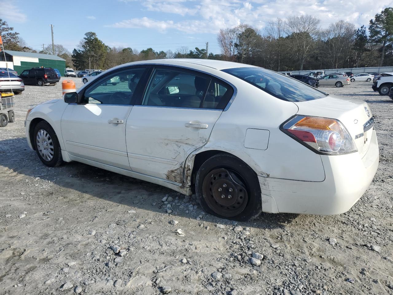 2012 Nissan Altima - Image 2