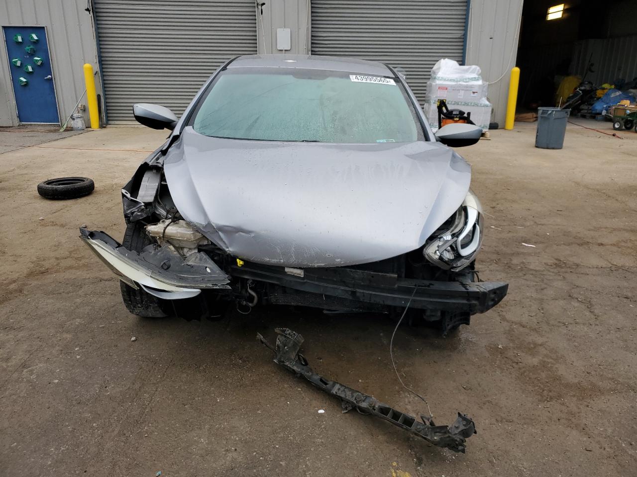2016 Hyundai Elantra - Image 5