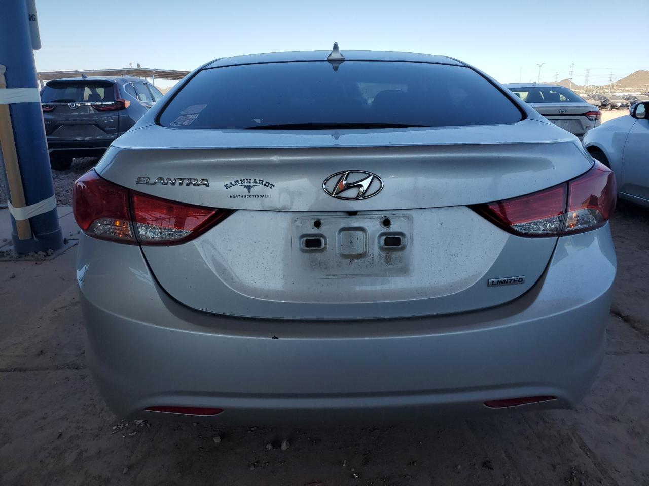 2013 Hyundai Elantra - Image 6