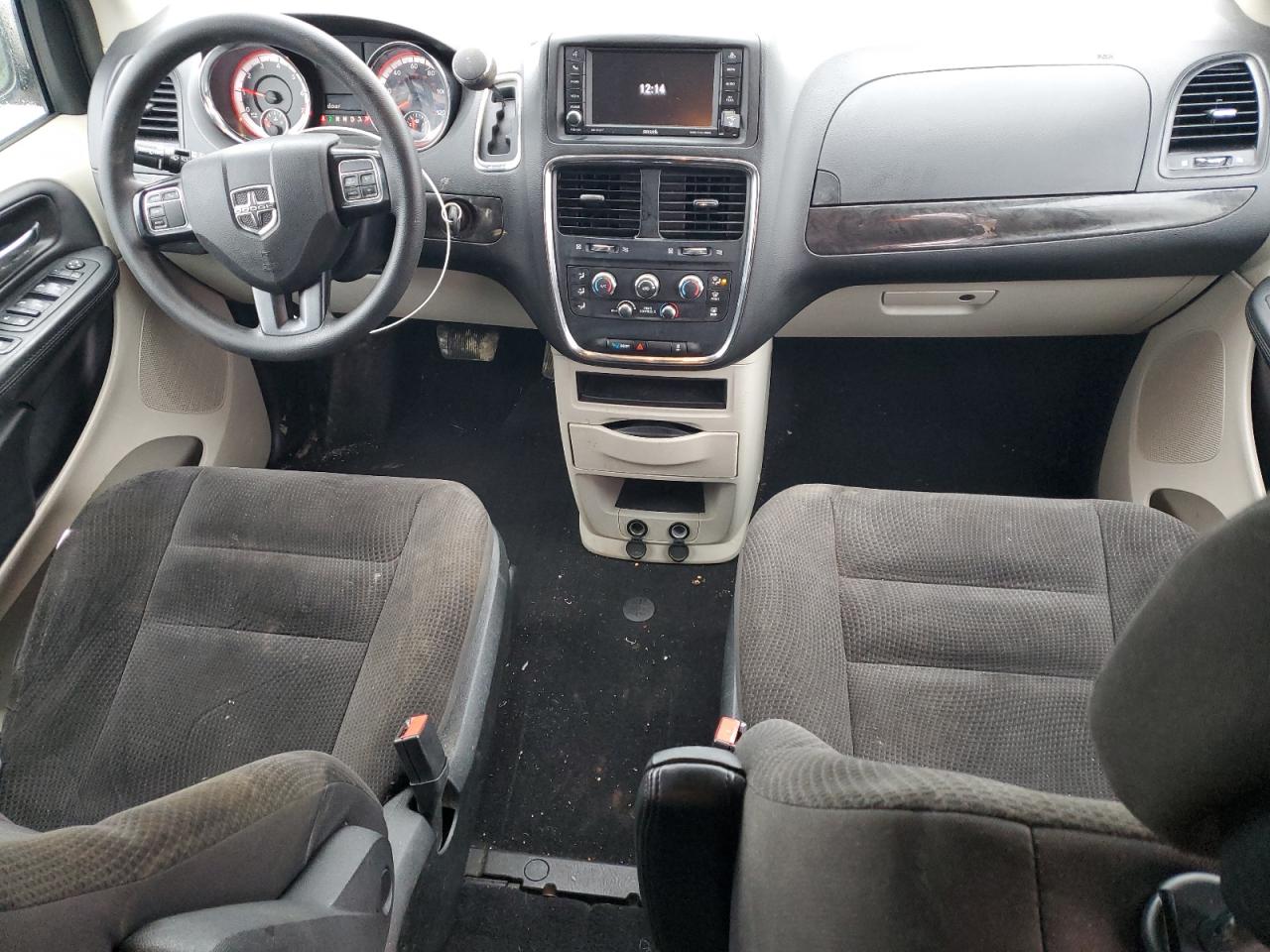 2018 Dodge Caravan - Image 8
