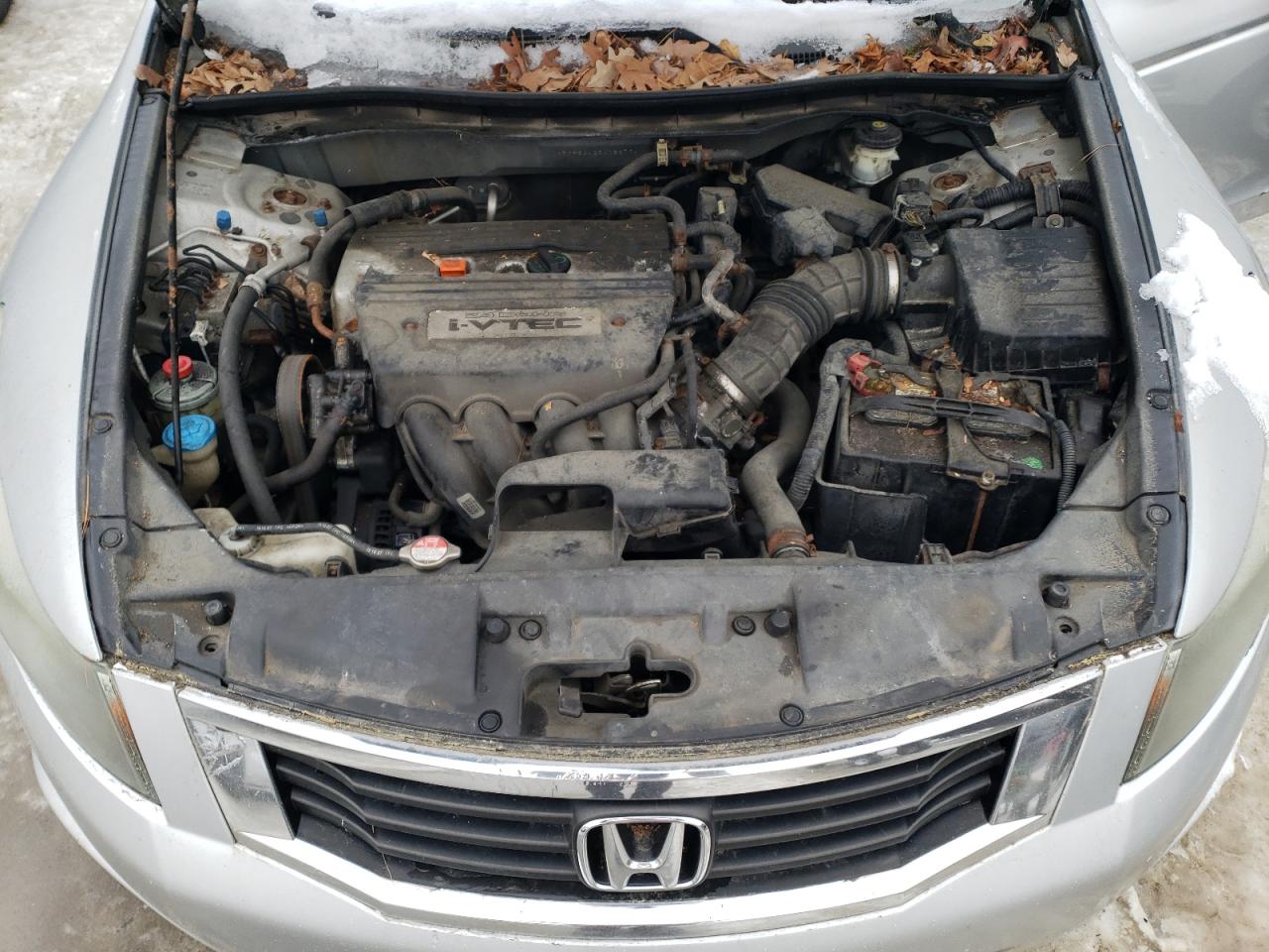 2008 Honda Accord - Image 11