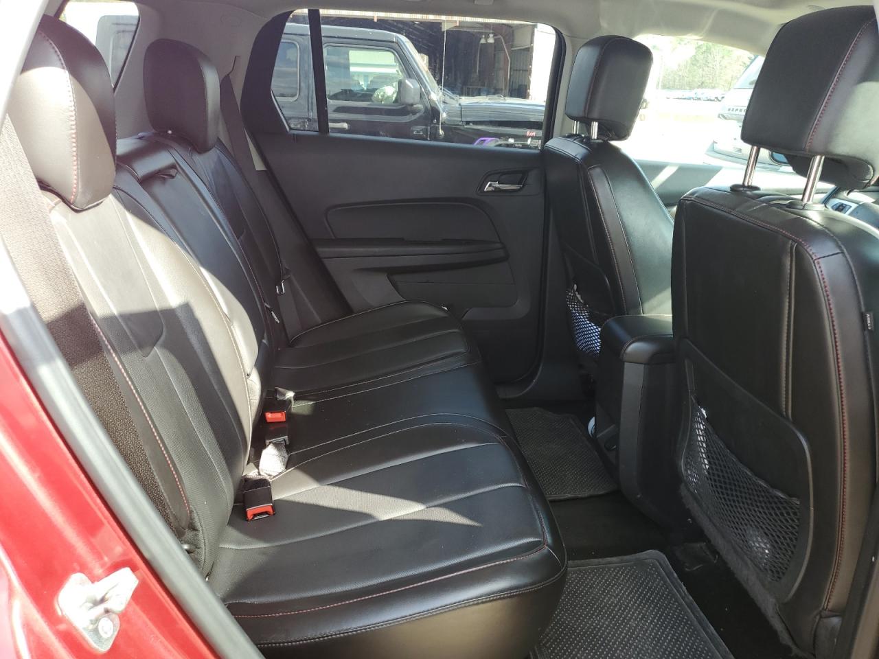 2015 GMC Terrain - Image 11