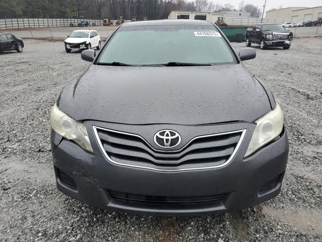 2011 Toyota Camry - Image 5