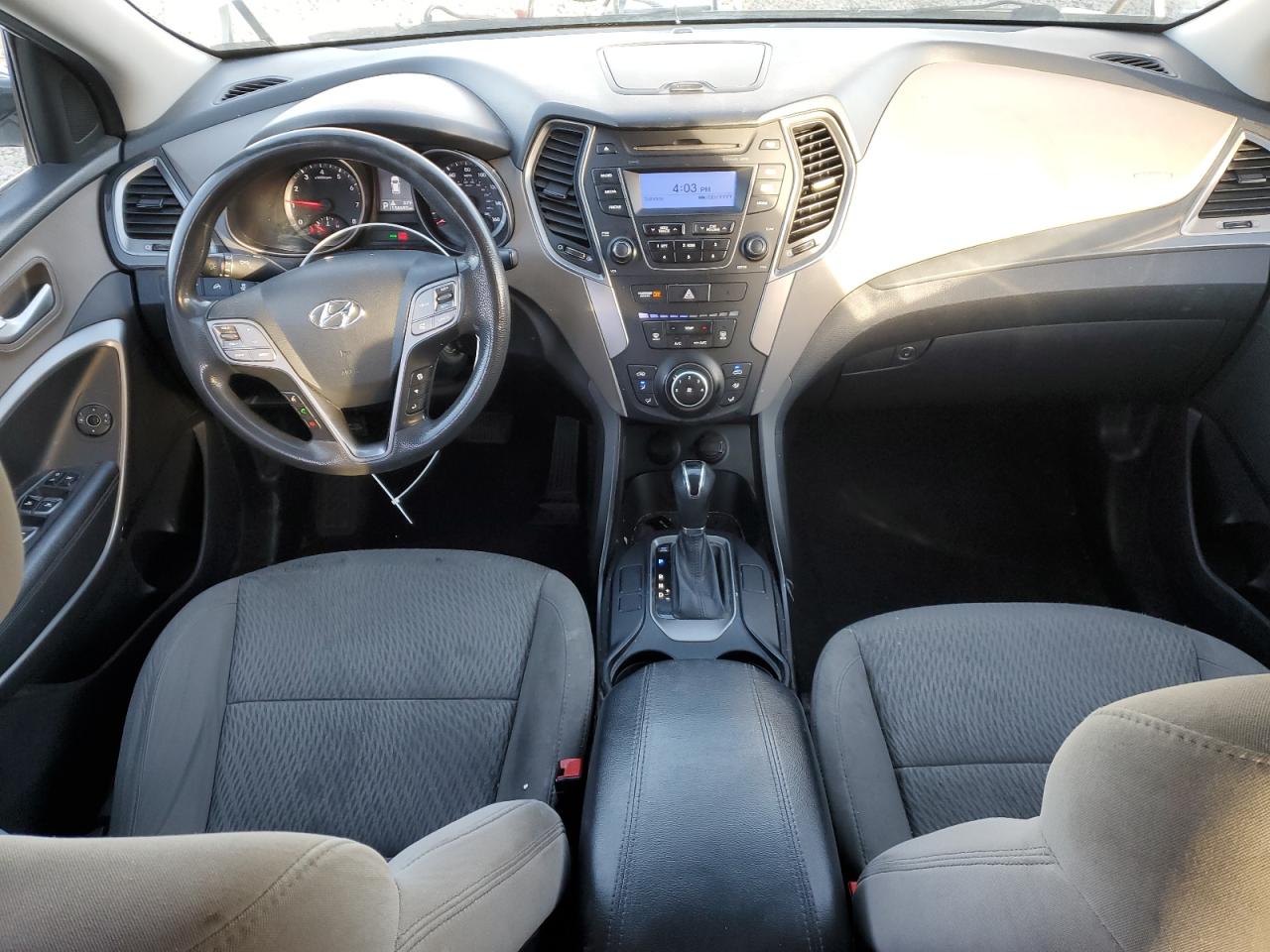2016 Hyundai Santa Fe - Image 8