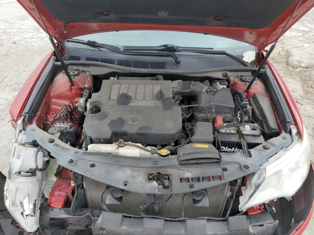 2012 Toyota Camry - Image 12