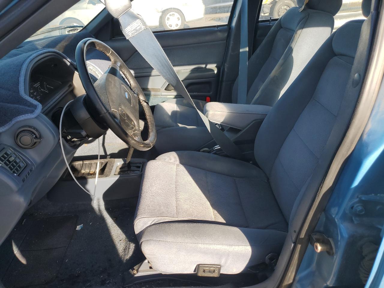 1992 Ford Tempo - Image 7