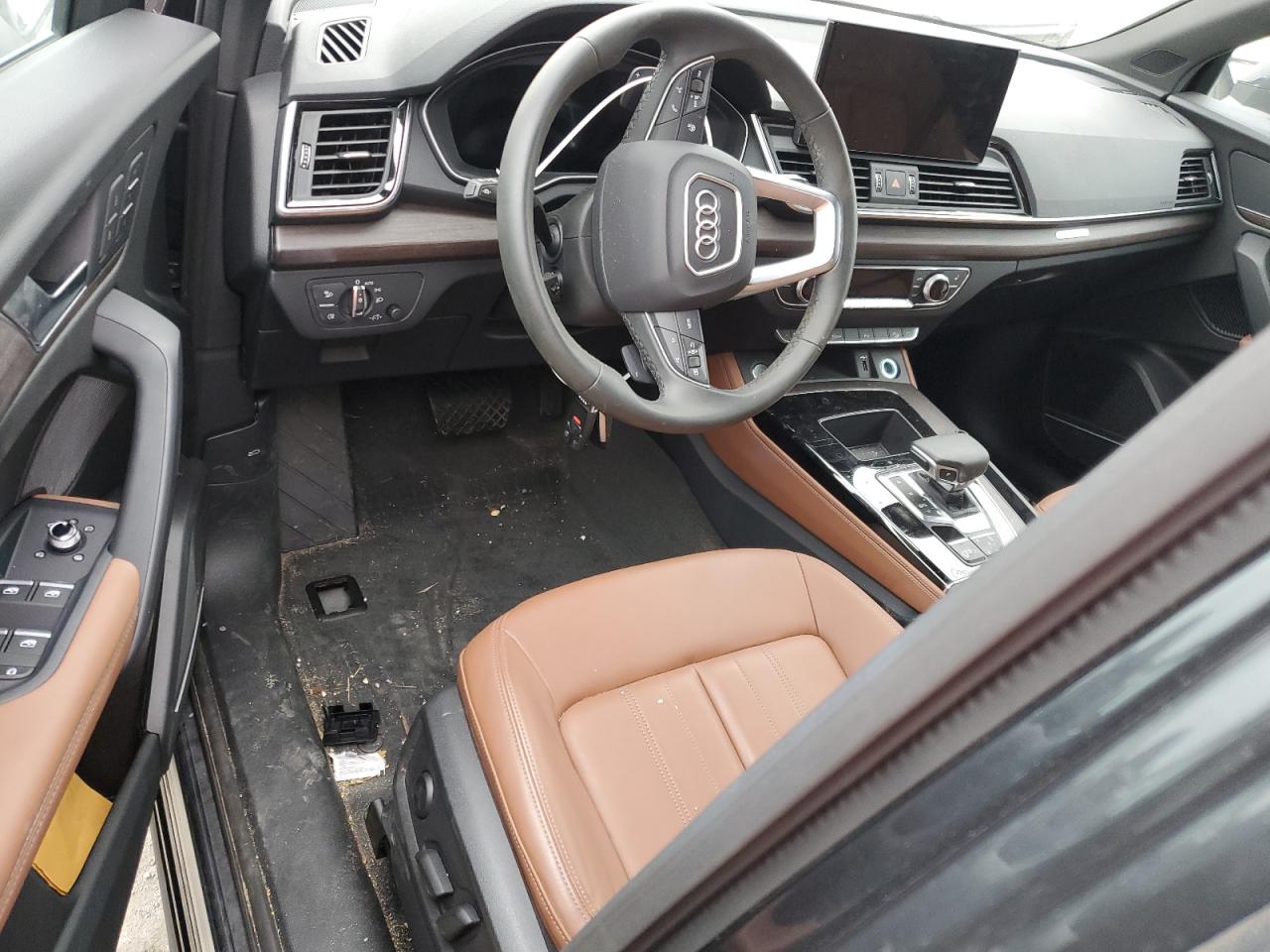 2024 Audi Q5 - Image 8