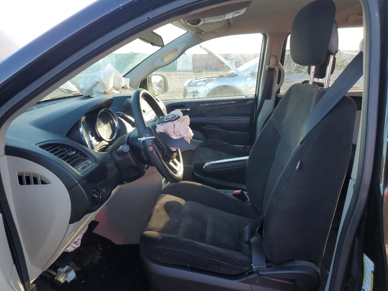2014 Dodge Caravan - Image 7