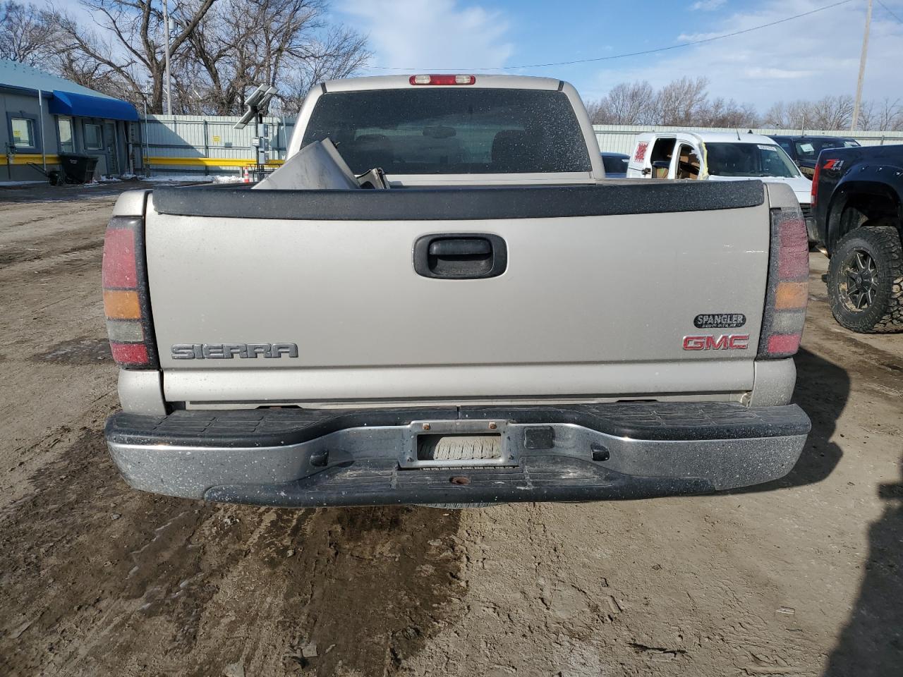 2005 GMC Sierra - Image 6