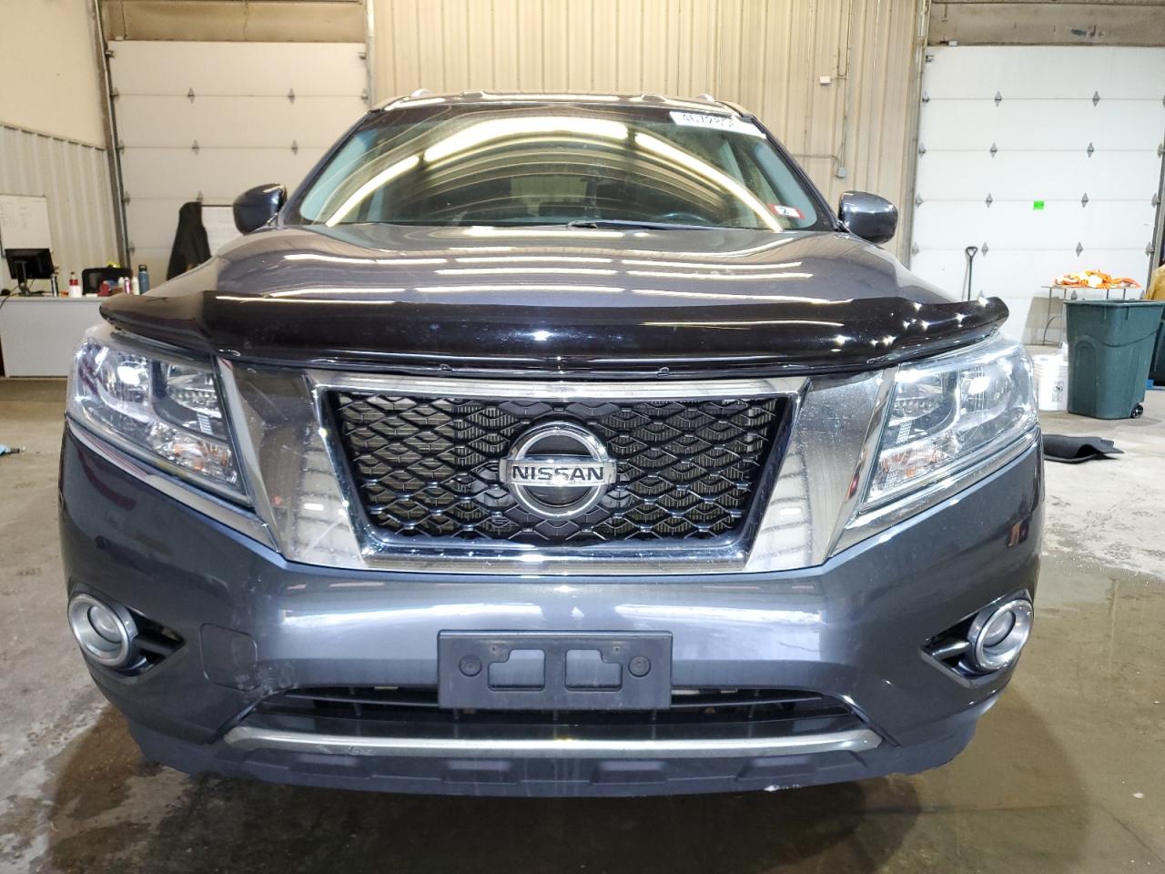 2014 Nissan Pathfinder - Image 5
